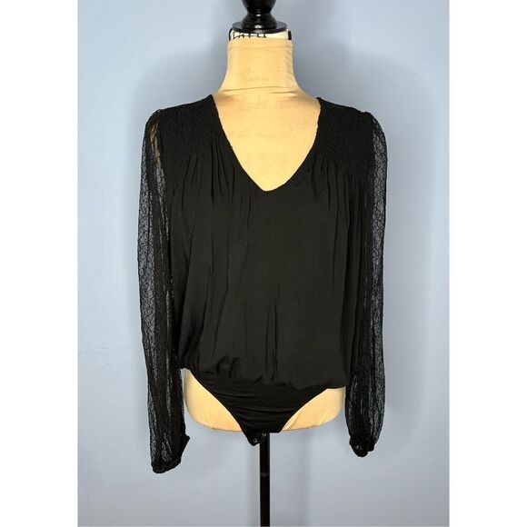 BRAND NEW - Mustard Seed by Buckle Women’s L Woven V-Neck Bodysuit - Picture 3 of 12